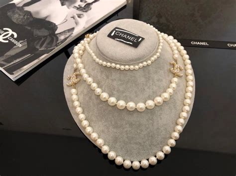 copy chanel necklace|Chanel knockoff pearl necklace.